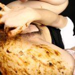 糞かき出しハードアナルオナニー 糞まみれの女